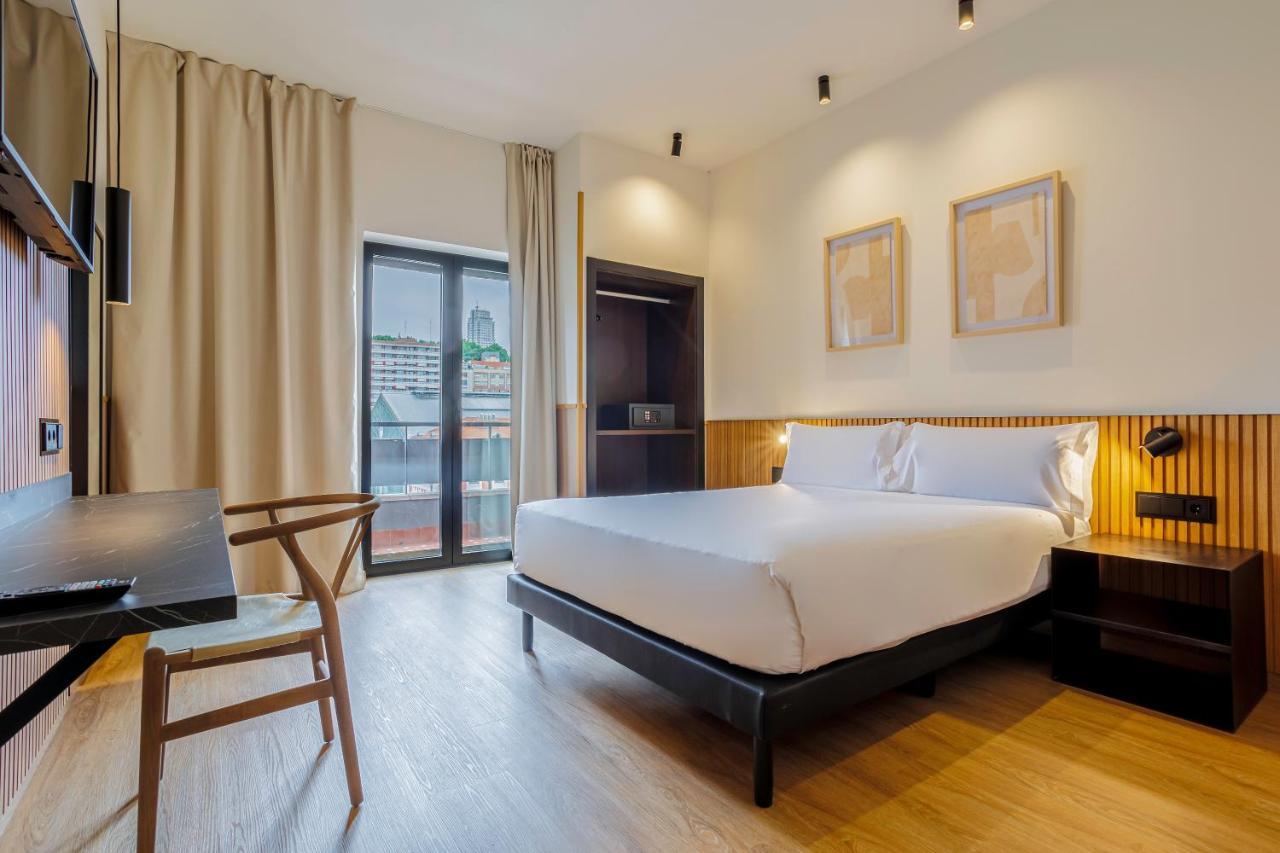 Hotel Acta Madfor Madryt Zewnętrze zdjęcie