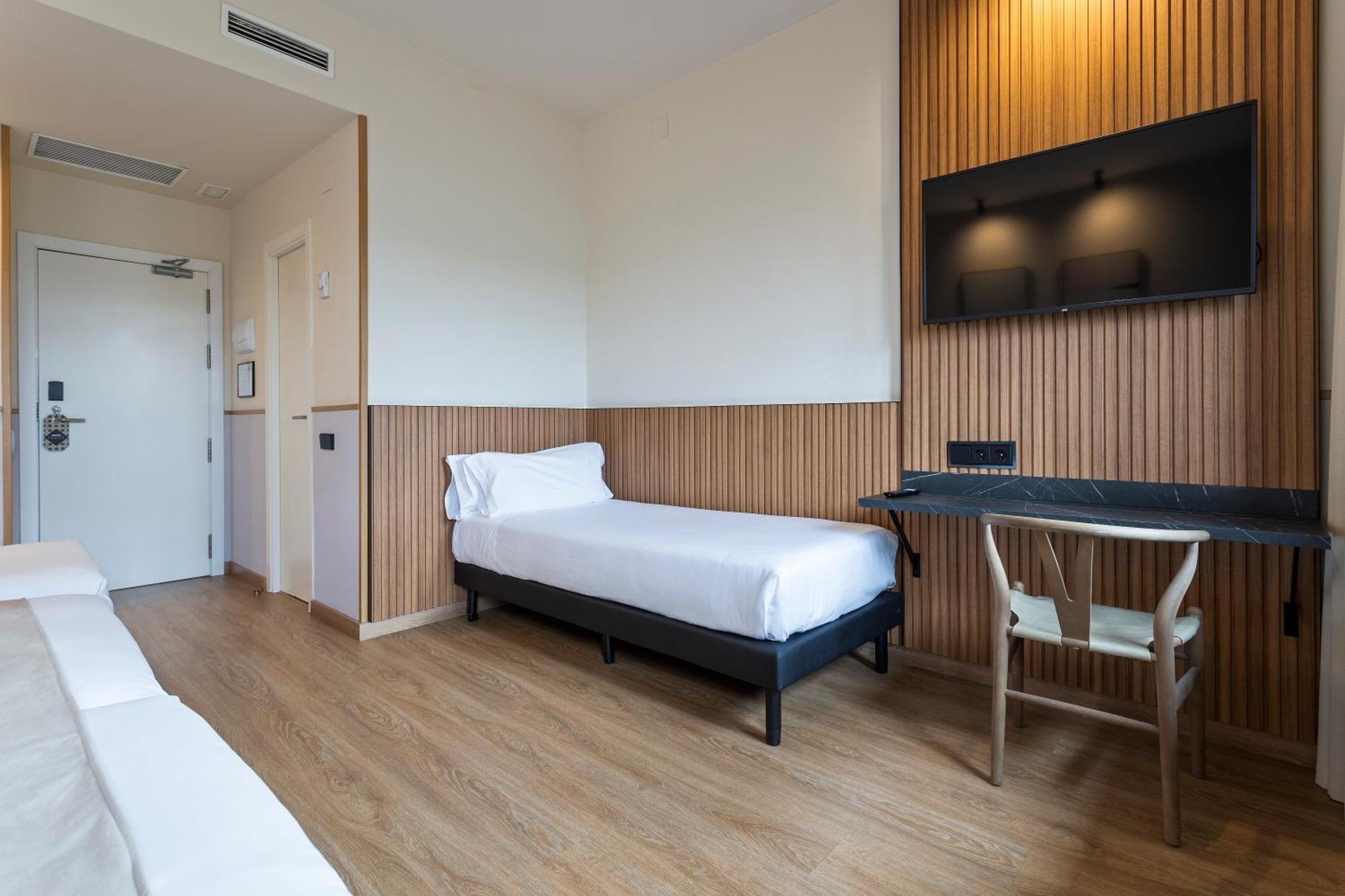 Hotel Acta Madfor Madryt Zewnętrze zdjęcie